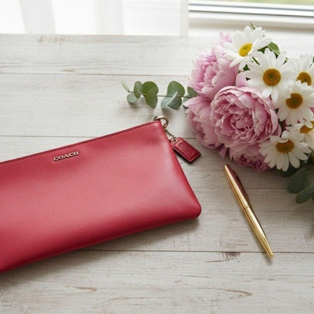 Coach Kylie Luv Red Embossed Leather‎ Clutch Crossbody F52385 Minimalist